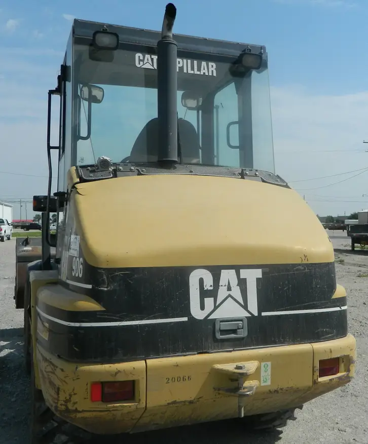 1999 Caterpillar 906 wheel loader For Sale | Low Hours | Live Auction