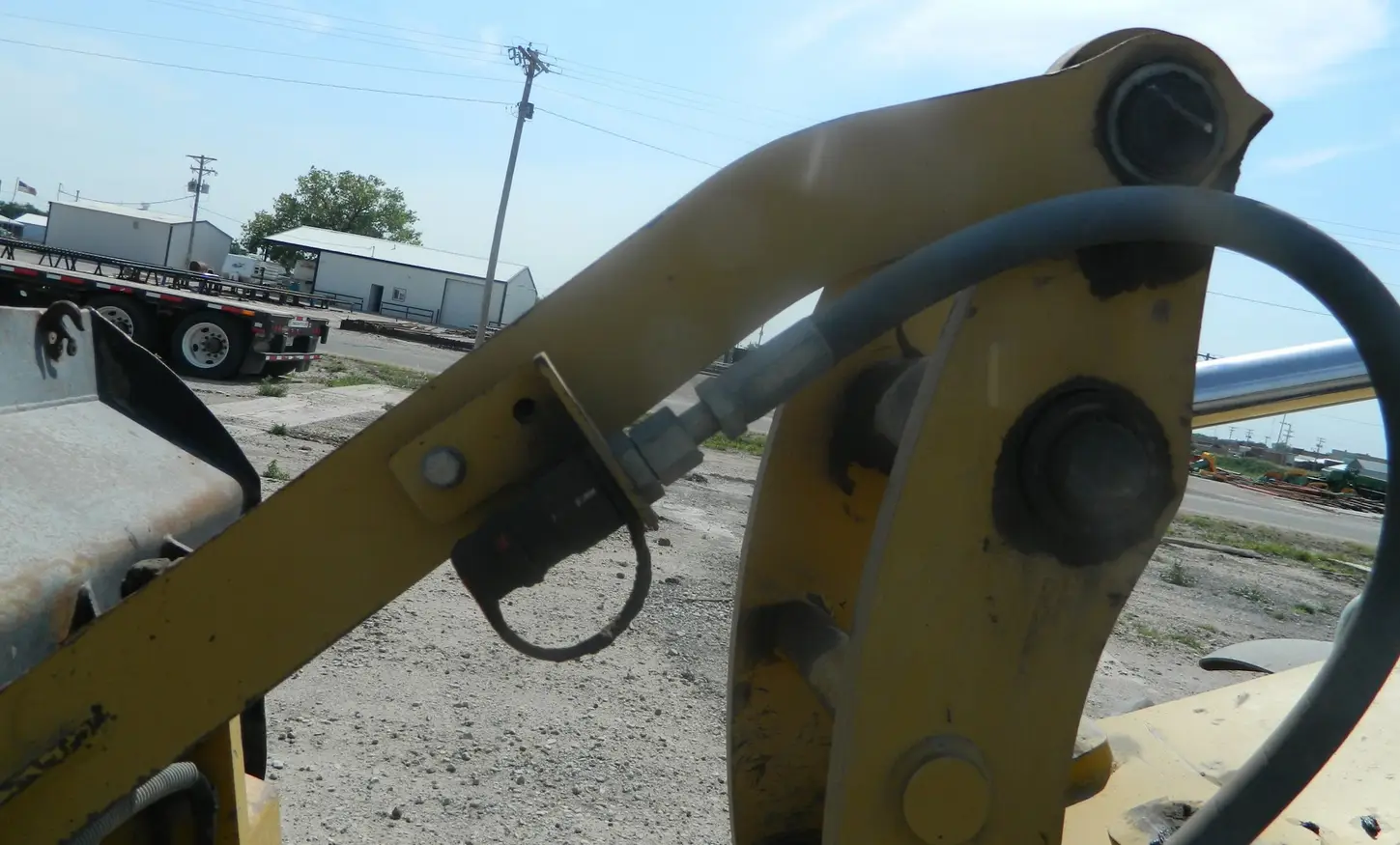 1999 Caterpillar 906 wheel loader For Sale | Low Hours | Live Auction