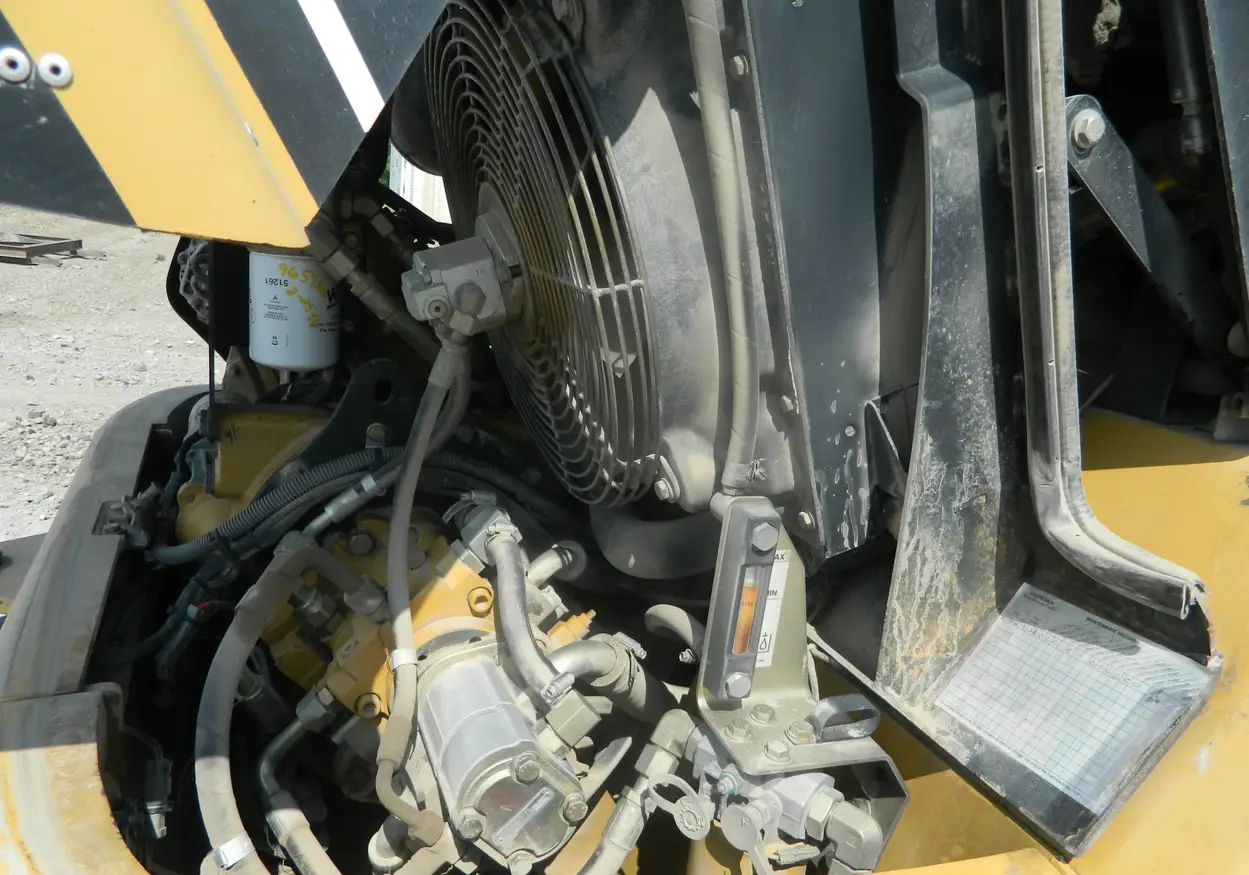 1999 Caterpillar 906 wheel loader For Sale | Low Hours | Live Auction