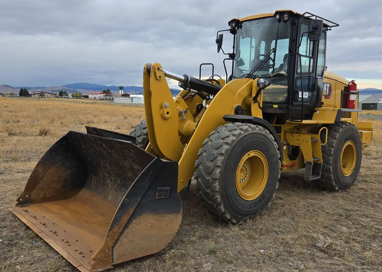 2023 Caterpillar 930M wheel loader For Sale | Low Hours | Live Auction