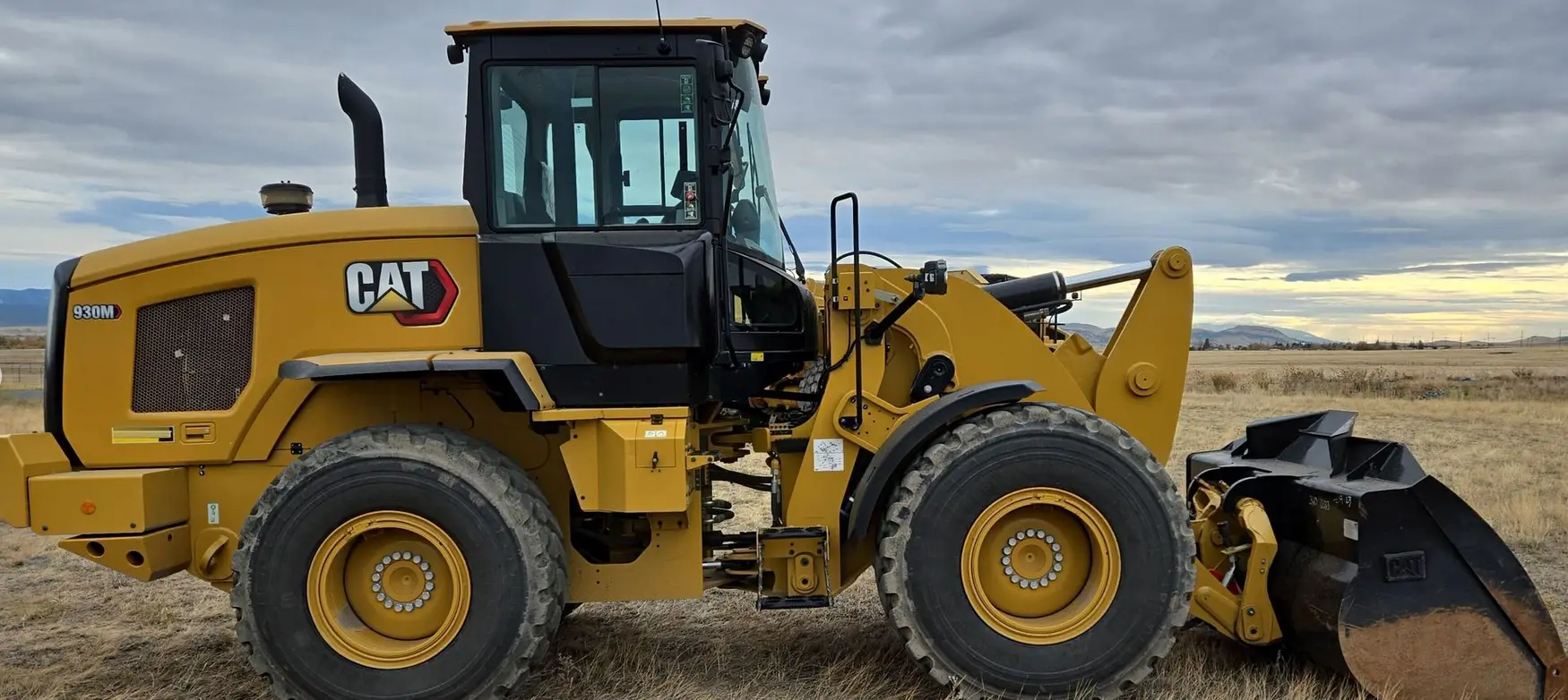 2023 Caterpillar 930M wheel loader For Sale | Low Hours | Live Auction