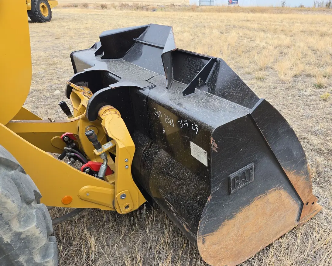 2023 Caterpillar 930M wheel loader For Sale | Low Hours | Live Auction