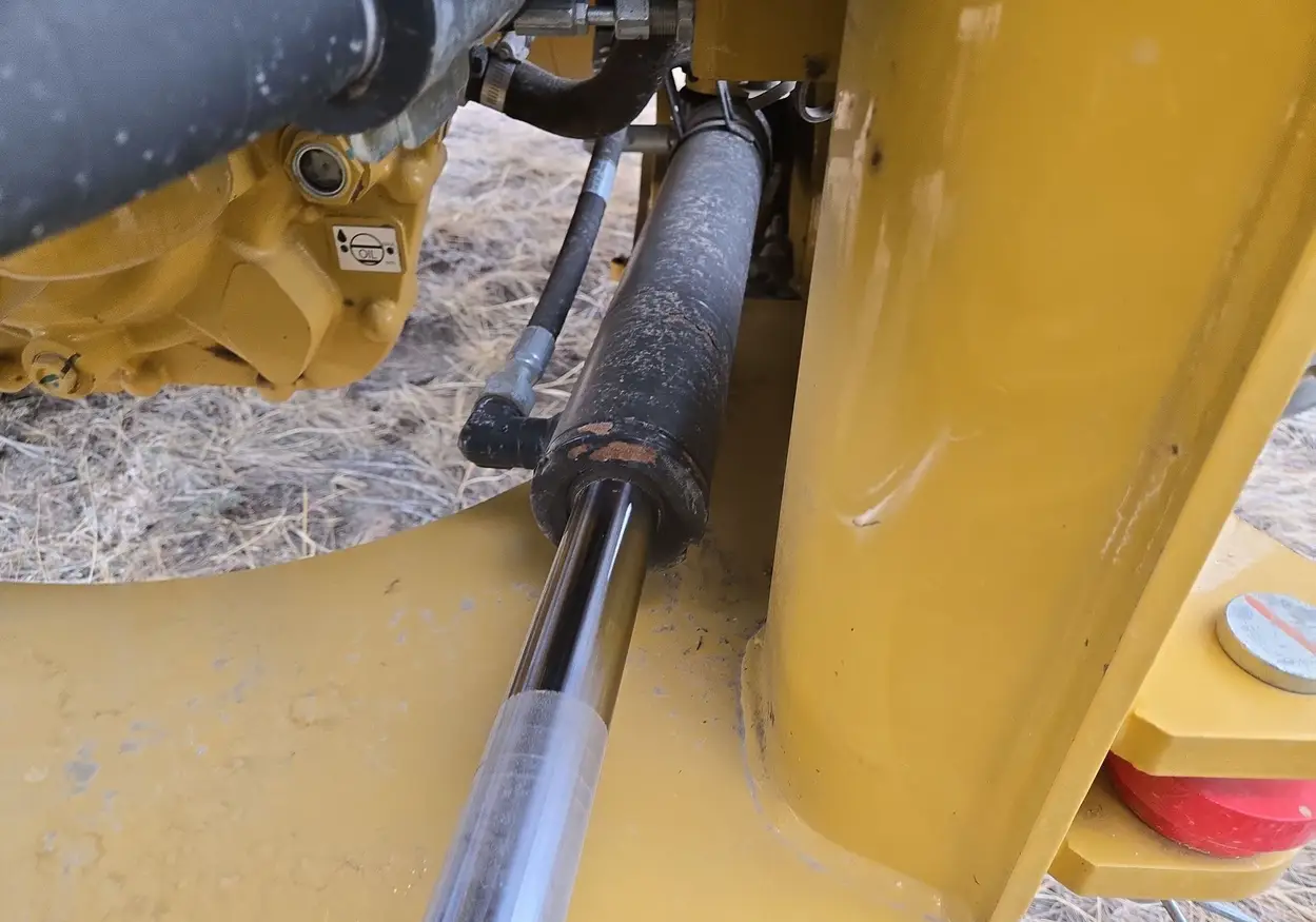 2023 Caterpillar 930M wheel loader For Sale | Low Hours | Live Auction