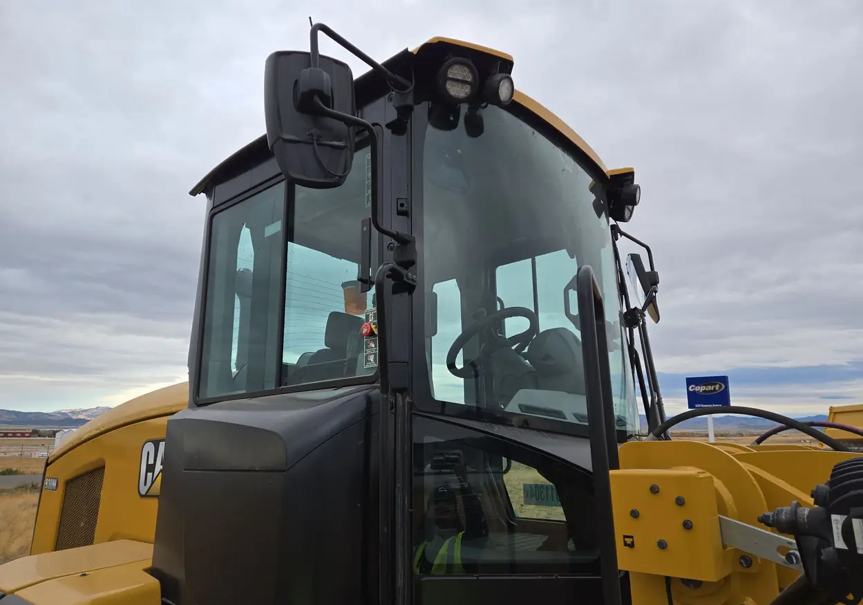 2023 Caterpillar 930M wheel loader For Sale | Low Hours | Live Auction