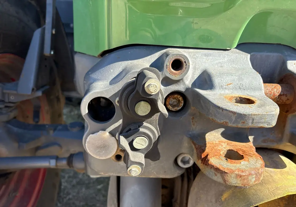 2013 Fendt 828 Vario MFWD Tractor For Sale | Low Hours | Live Auction