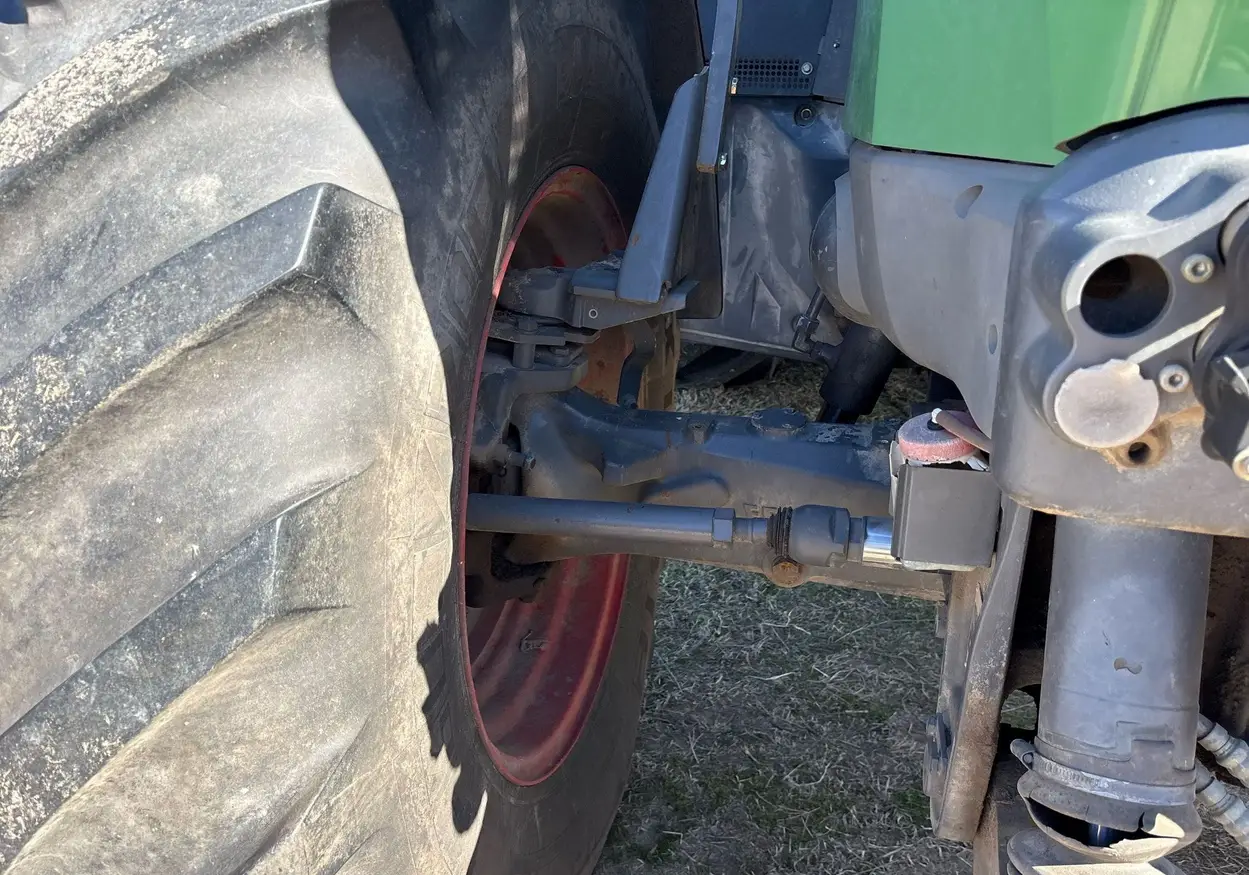 2013 Fendt 828 Vario MFWD Tractor For Sale | Low Hours | Live Auction