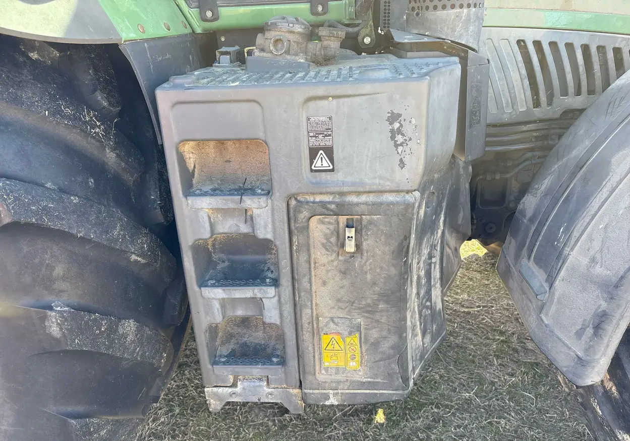2013 Fendt 828 Vario MFWD Tractor For Sale | Low Hours | Live Auction