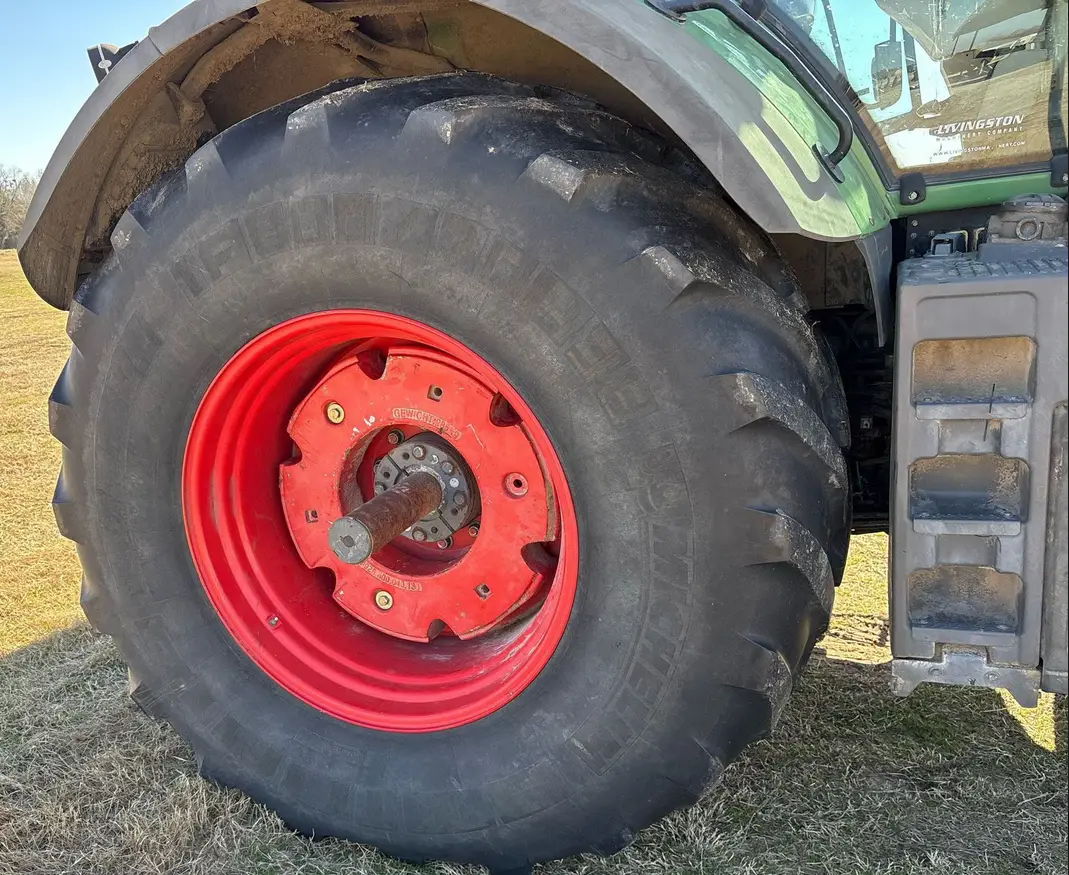 2013 Fendt 828 Vario MFWD Tractor For Sale | Low Hours | Live Auction