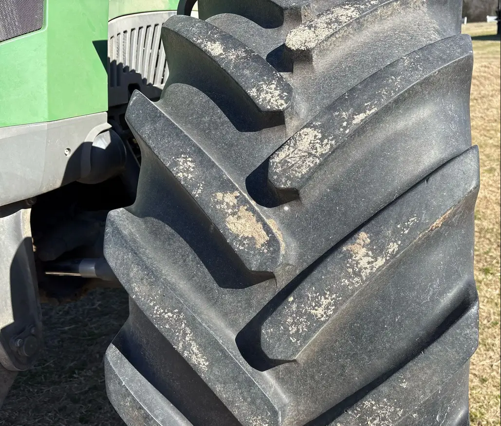2013 Fendt 828 Vario MFWD Tractor For Sale | Low Hours | Live Auction