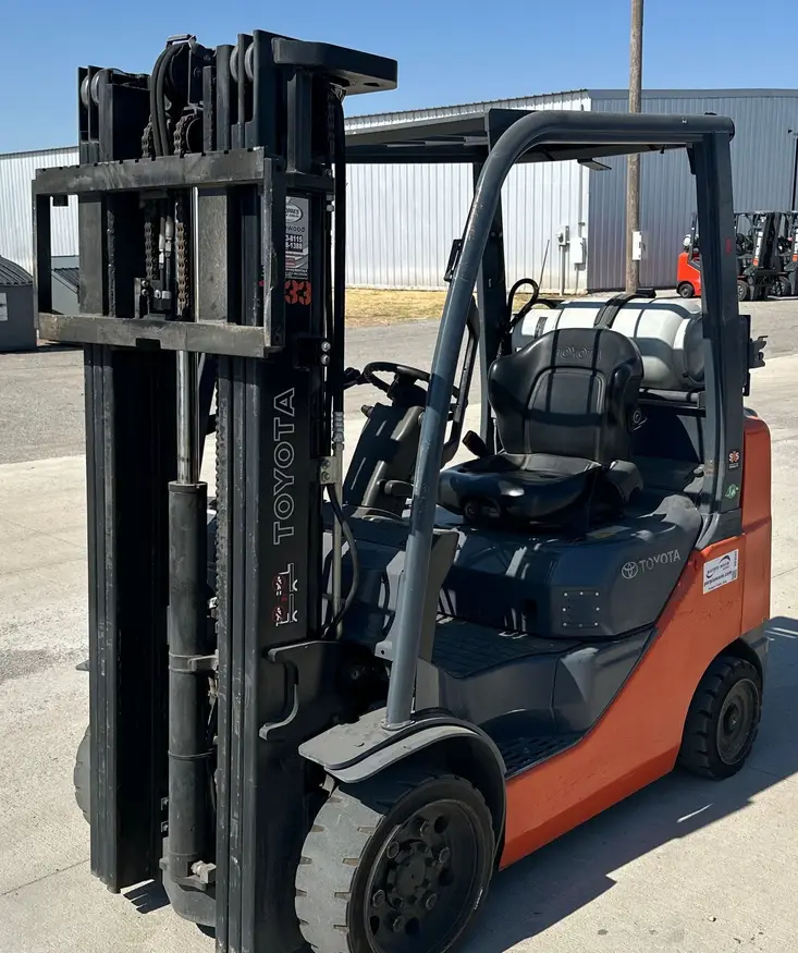 2018 Toyota 8FGCU25 Forklift For Sale | Low Hours | Live Auction