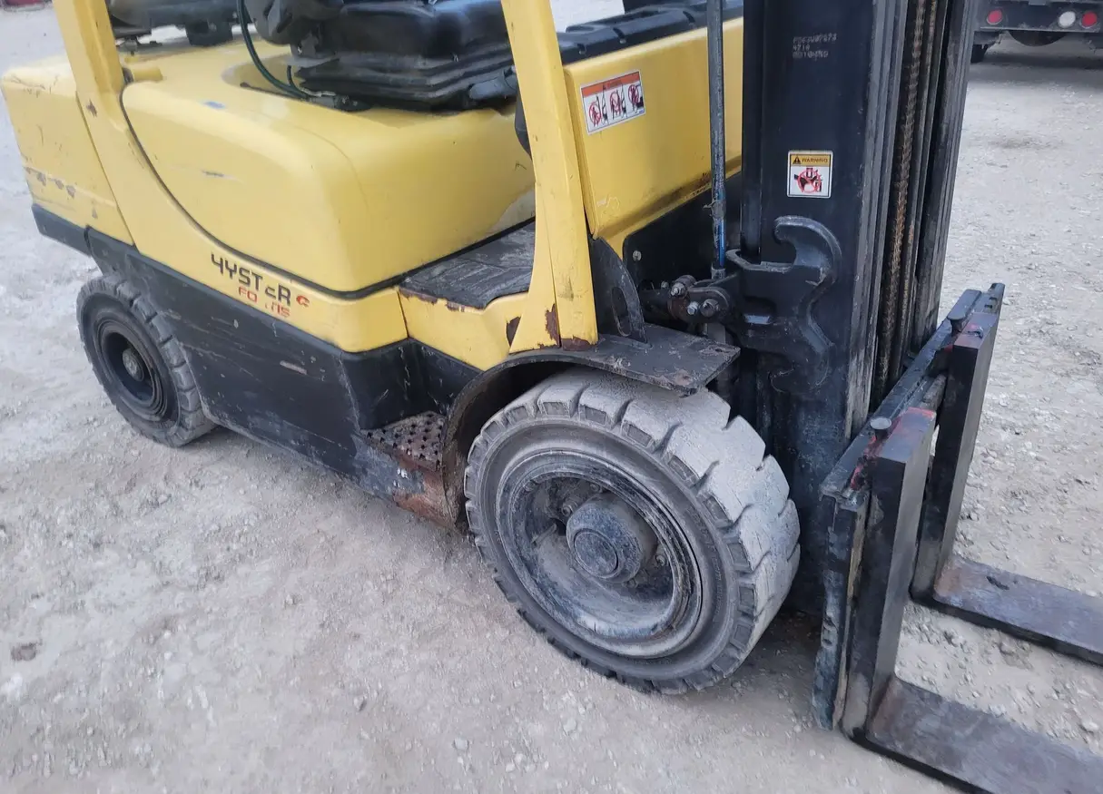 2015 Hyster H60FT Forklift For Sale | Low Hours | Live Auction