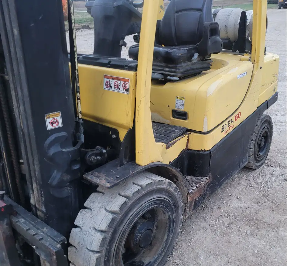 2015 Hyster H60FT Forklift For Sale | Low Hours | Live Auction
