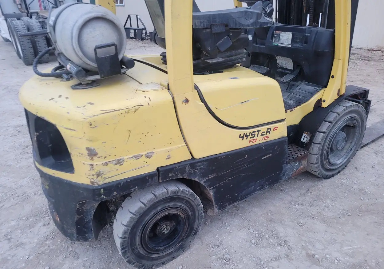 2015 Hyster H60FT Forklift For Sale | Low Hours | Live Auction