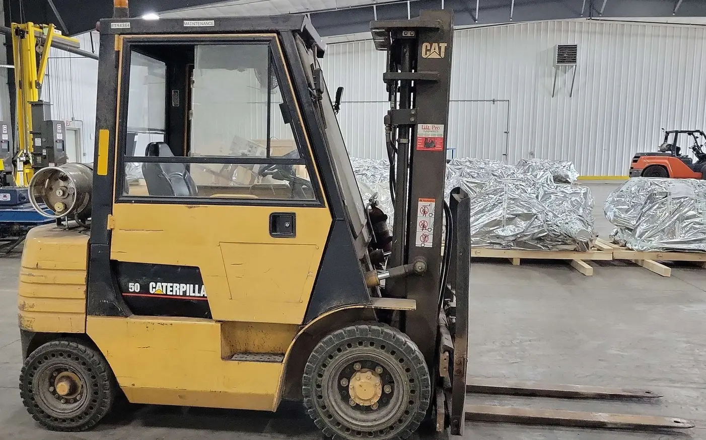 1998 Caterpillar GP25 Forklift For Sale | Low Hours | Live Auction