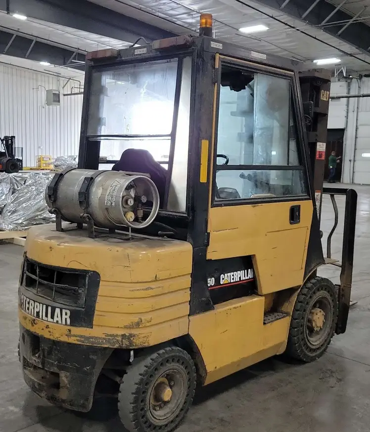 1998 Caterpillar GP25 Forklift For Sale | Low Hours | Live Auction