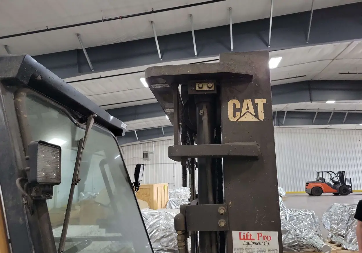 1998 Caterpillar GP25 Forklift For Sale | Low Hours | Live Auction