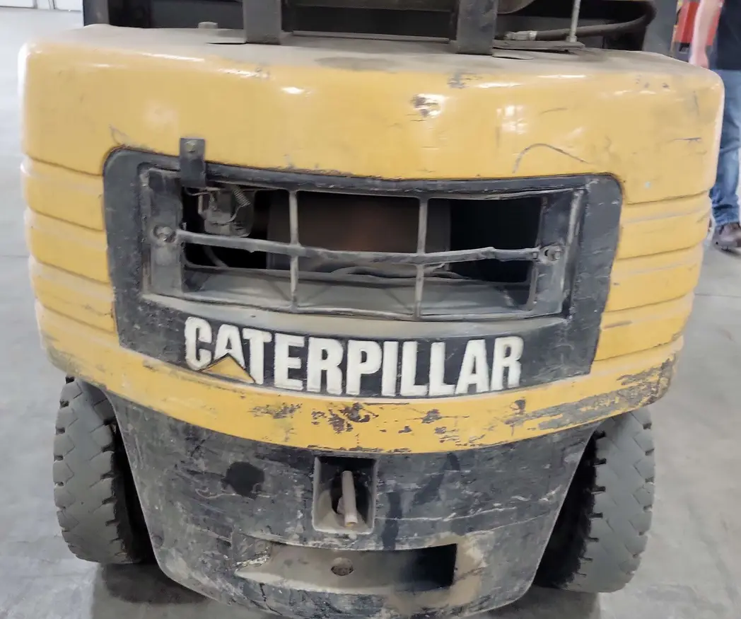 1998 Caterpillar GP25 Forklift For Sale | Low Hours | Live Auction
