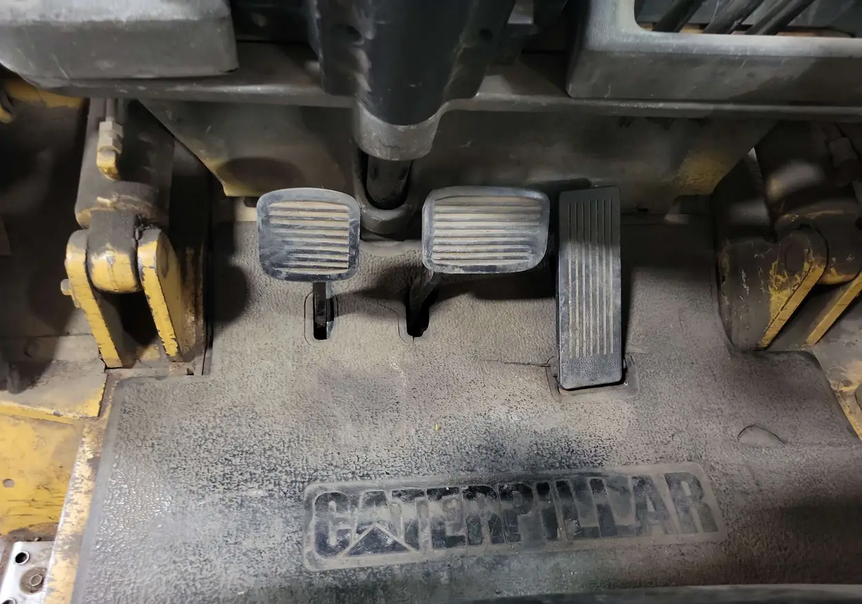 1998 Caterpillar GP25 Forklift For Sale | Low Hours | Live Auction