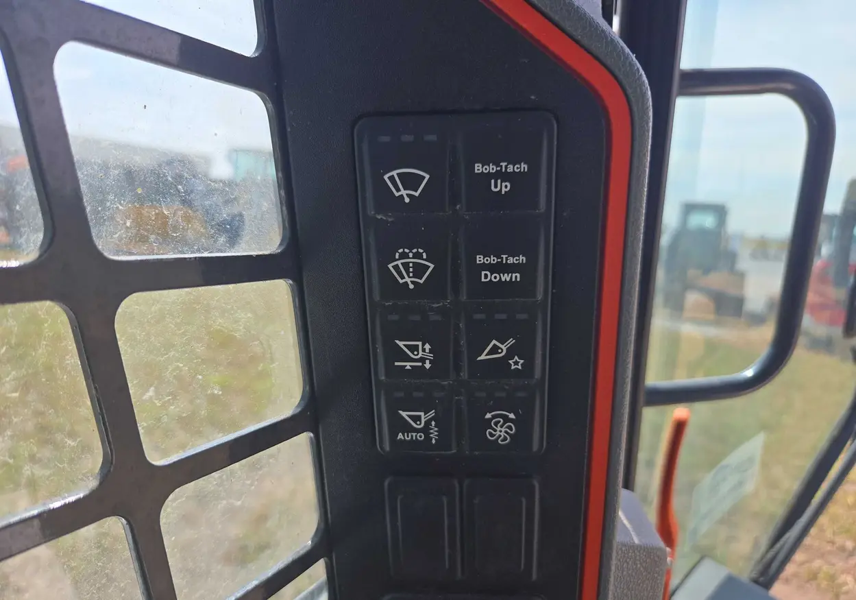 2022 Bobcat S76 skid steer loader For Sale | Low Hours | Live Auction