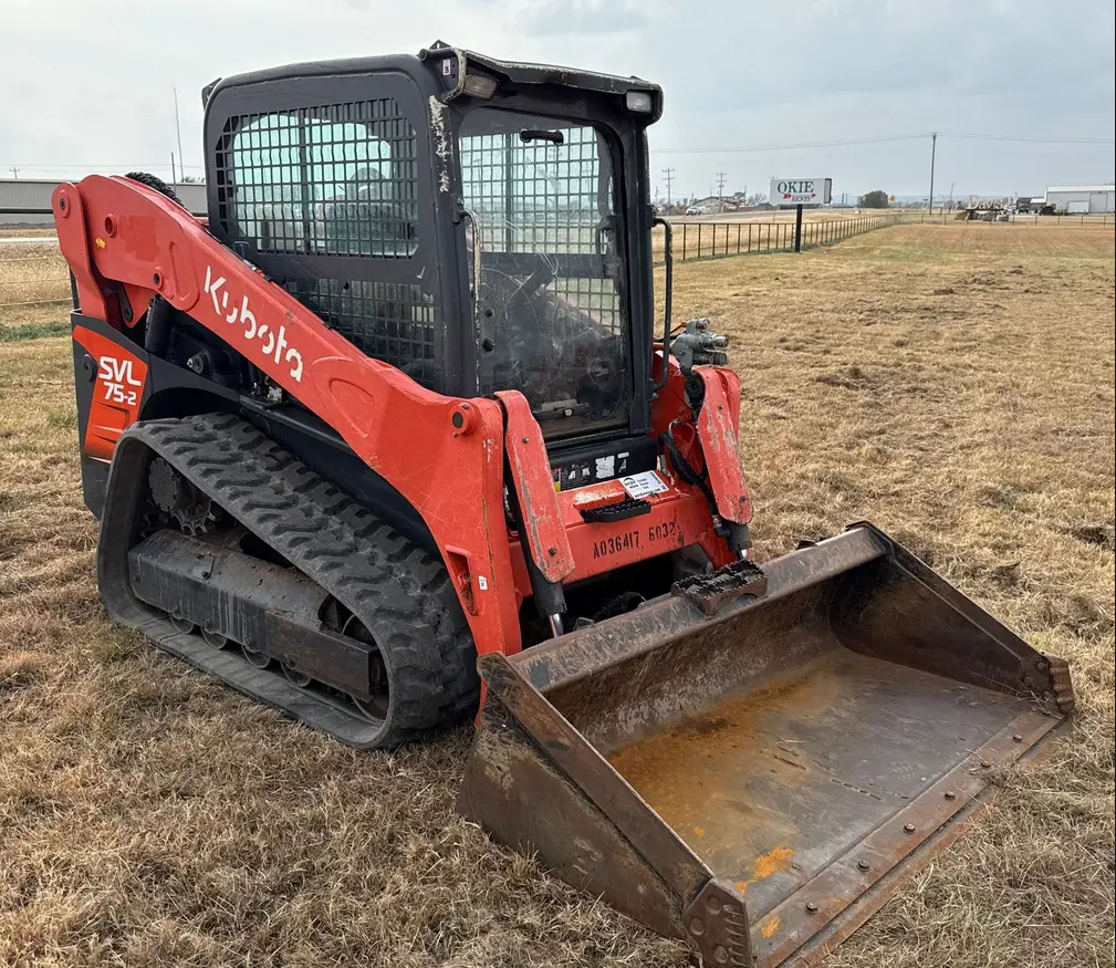 2022 Kubota SVL75-2 tracked skid steer loader For Sale | Low Hours | Live Auction