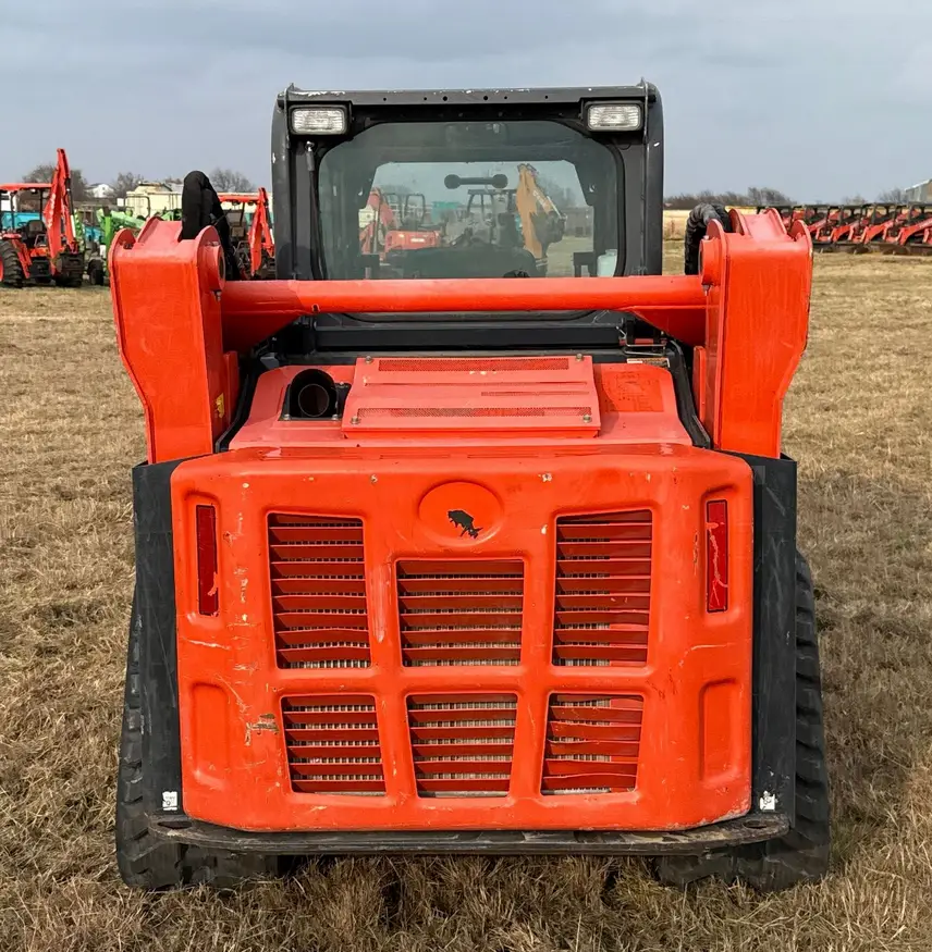 2022 Kubota SVL75-2 tracked skid steer loader For Sale | Low Hours | Live Auction