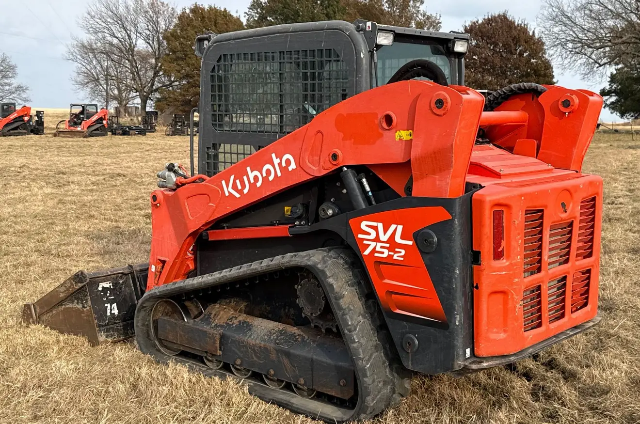 2022 Kubota SVL75-2 tracked skid steer loader For Sale | Low Hours | Live Auction