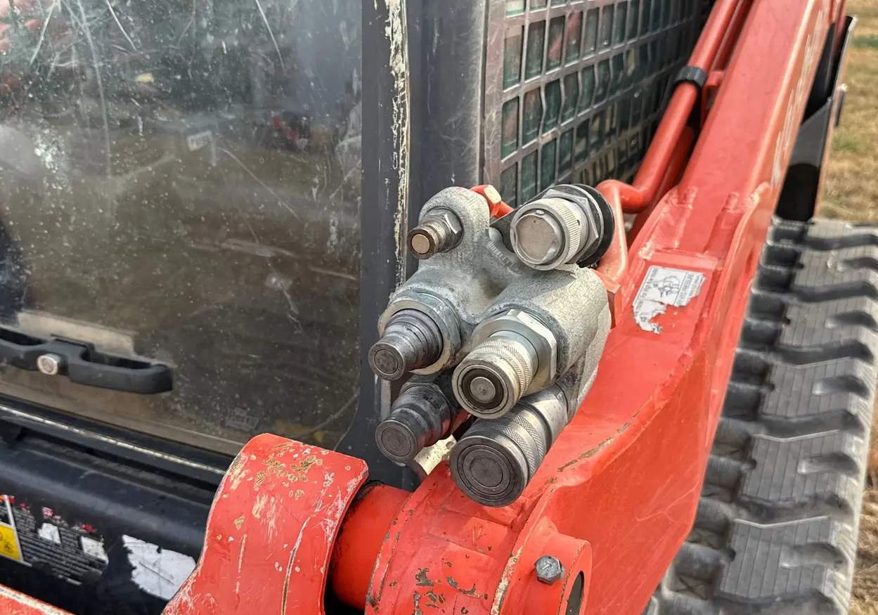 2022 Kubota SVL75-2 tracked skid steer loader For Sale | Low Hours | Live Auction