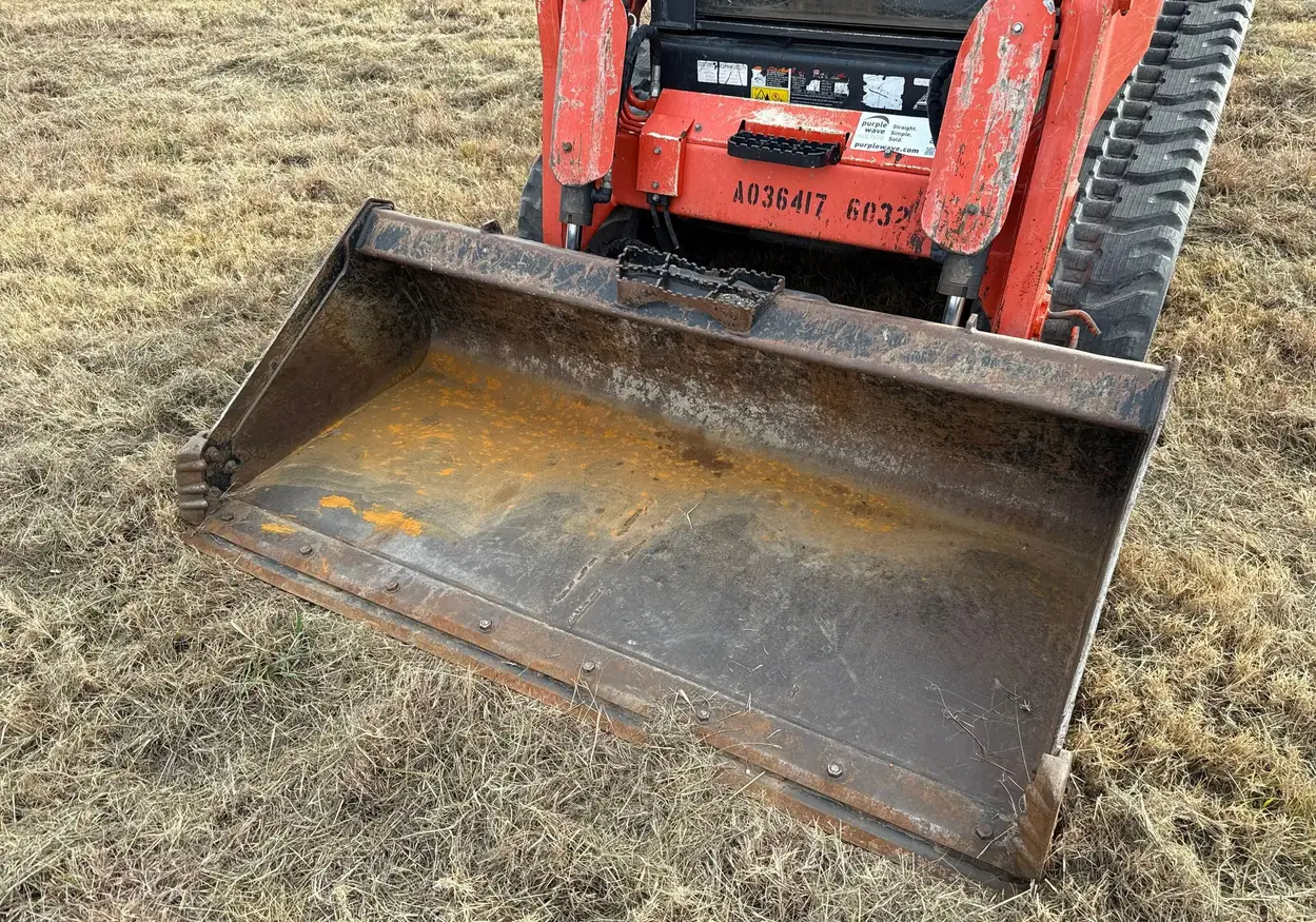 2022 Kubota SVL75-2 tracked skid steer loader For Sale | Low Hours | Live Auction