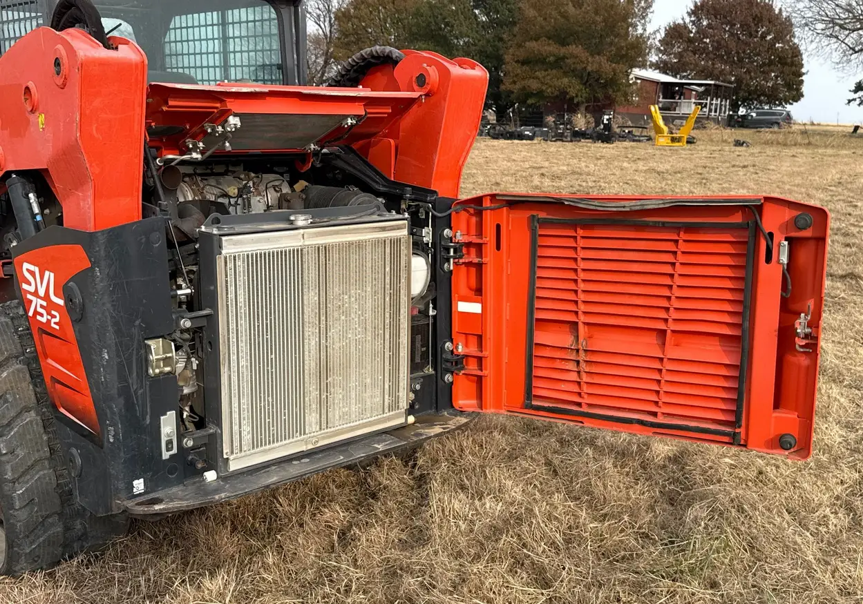 2022 Kubota SVL75-2 tracked skid steer loader For Sale | Low Hours | Live Auction