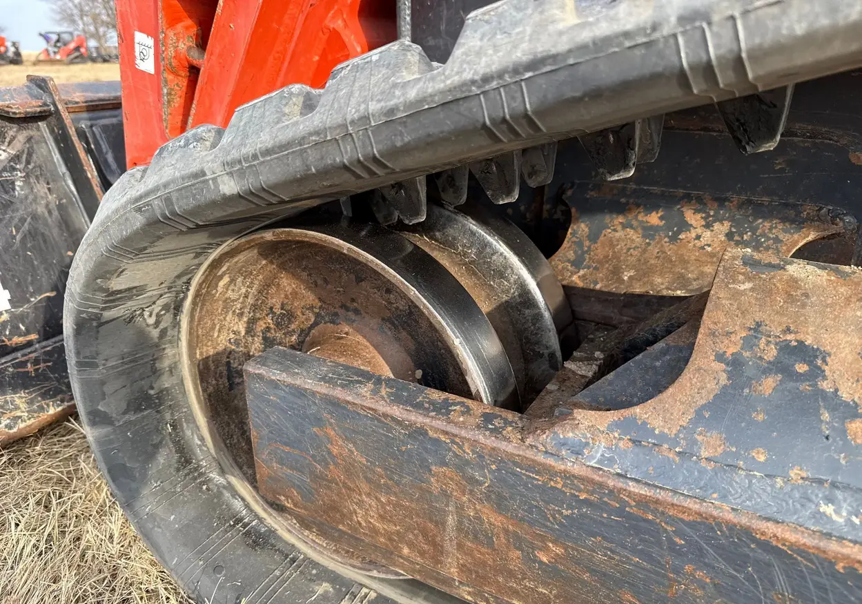 2022 Kubota SVL75-2 tracked skid steer loader For Sale | Low Hours | Live Auction