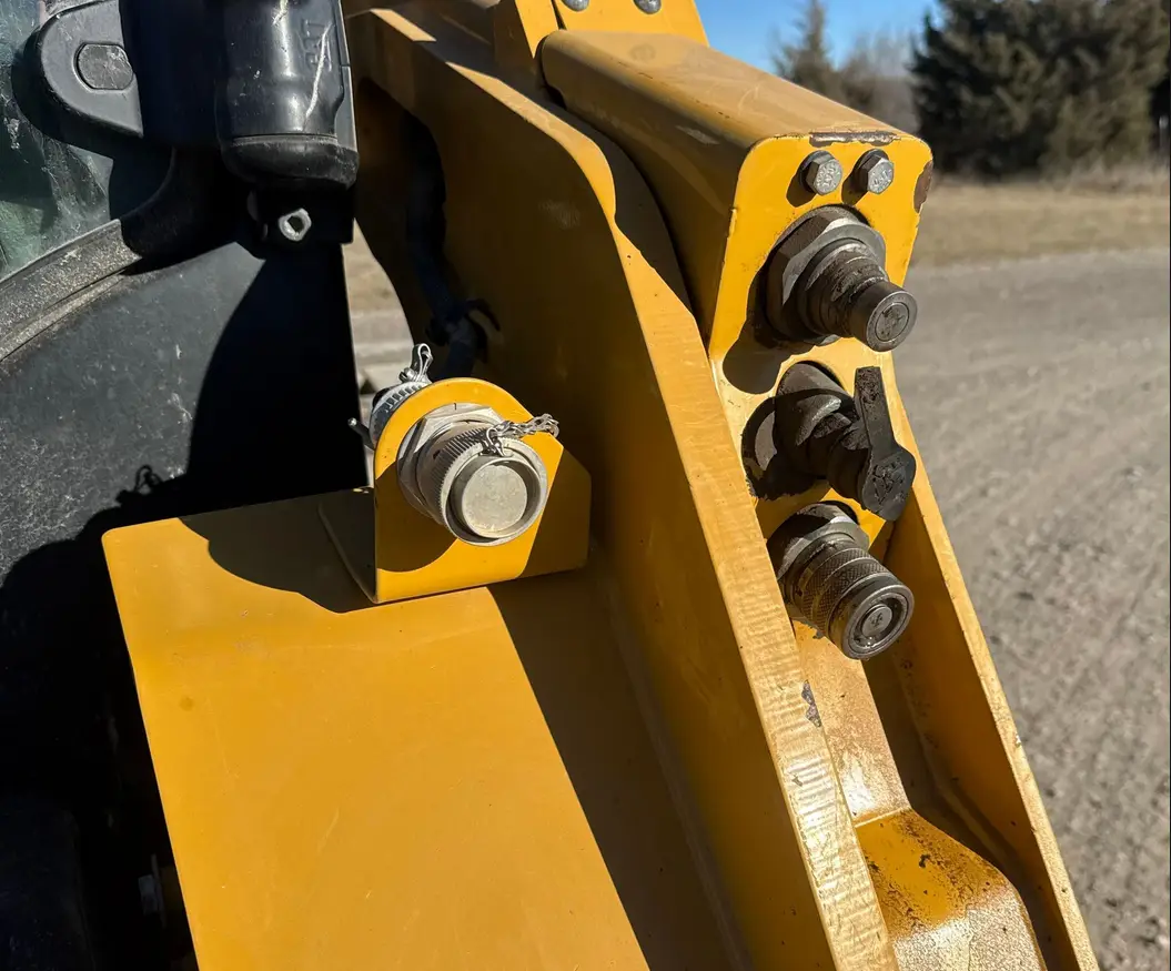 2022 Caterpillar 259D3 tracked skid steer loader For Sale | Low Hours | Live Auction