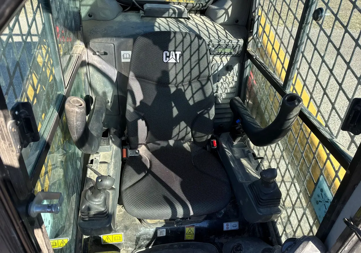 2022 Caterpillar 259D3 tracked skid steer loader For Sale | Low Hours | Live Auction