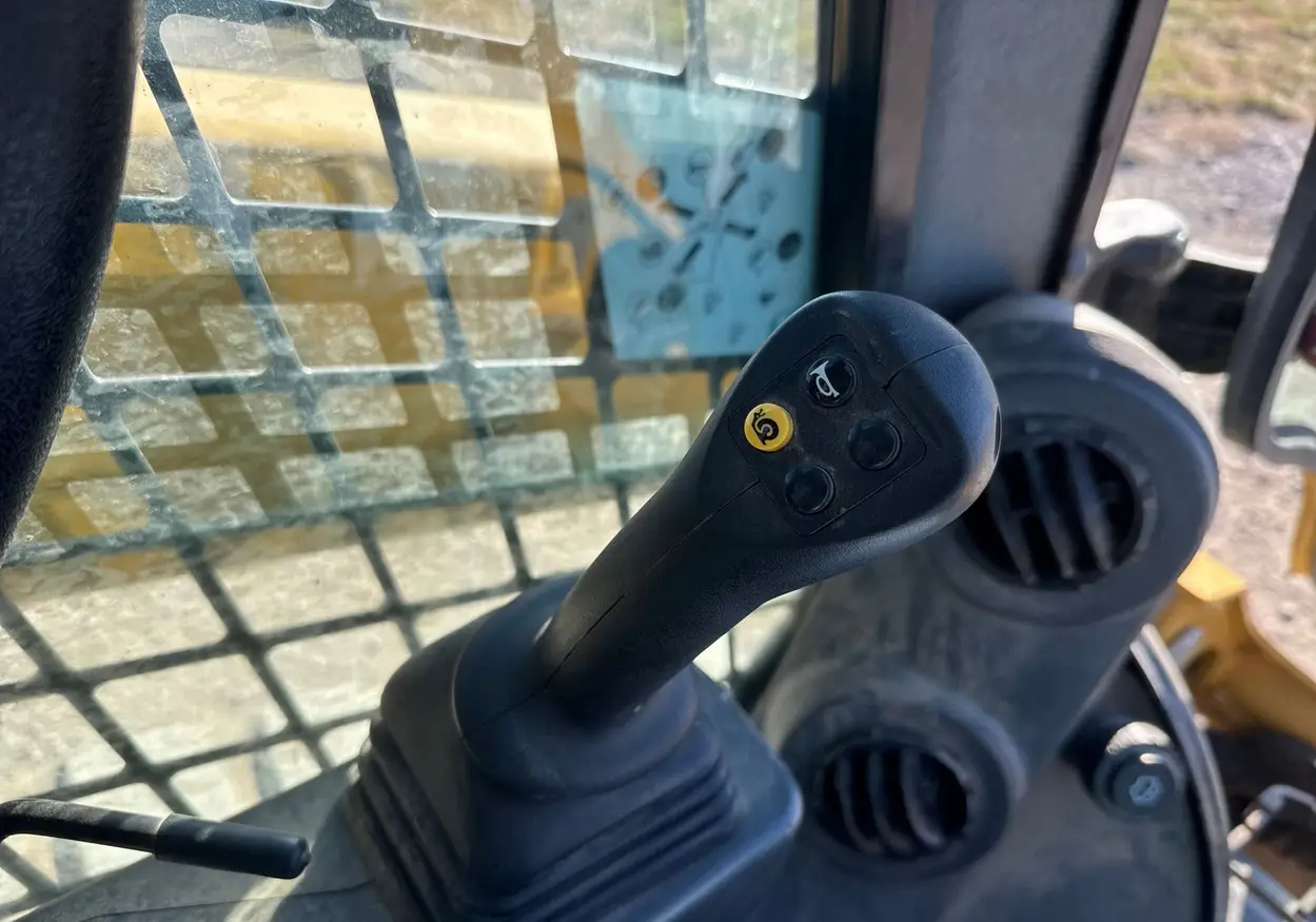 2022 Caterpillar 259D3 tracked skid steer loader For Sale | Low Hours | Live Auction