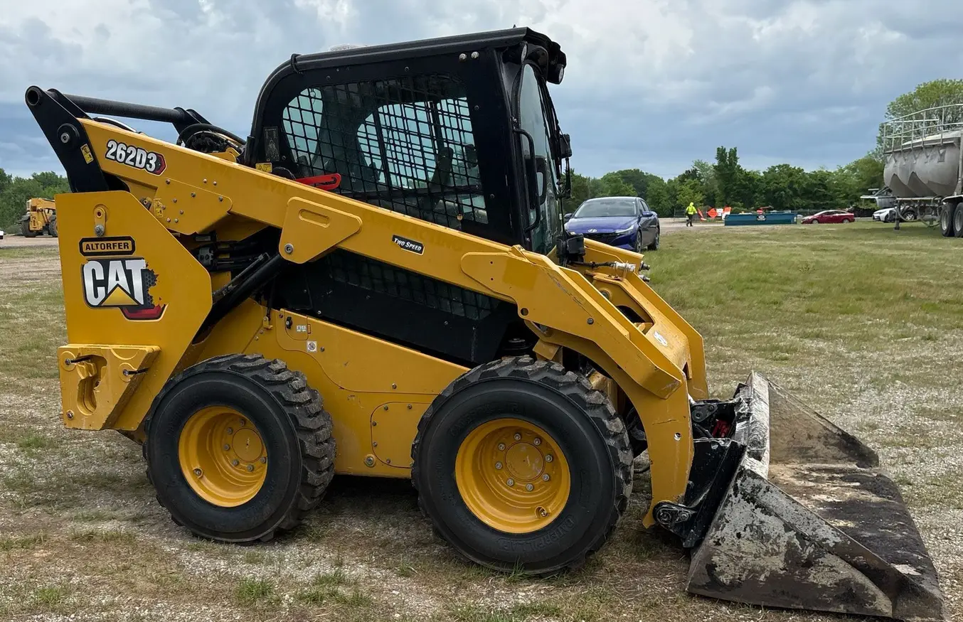 2021 Caterpillar 262D3 tracked skid steer loader For Sale | Low Hours | Live Auction