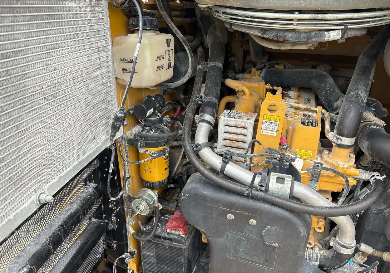 2021 Caterpillar 262D3 tracked skid steer loader For Sale | Low Hours | Live Auction