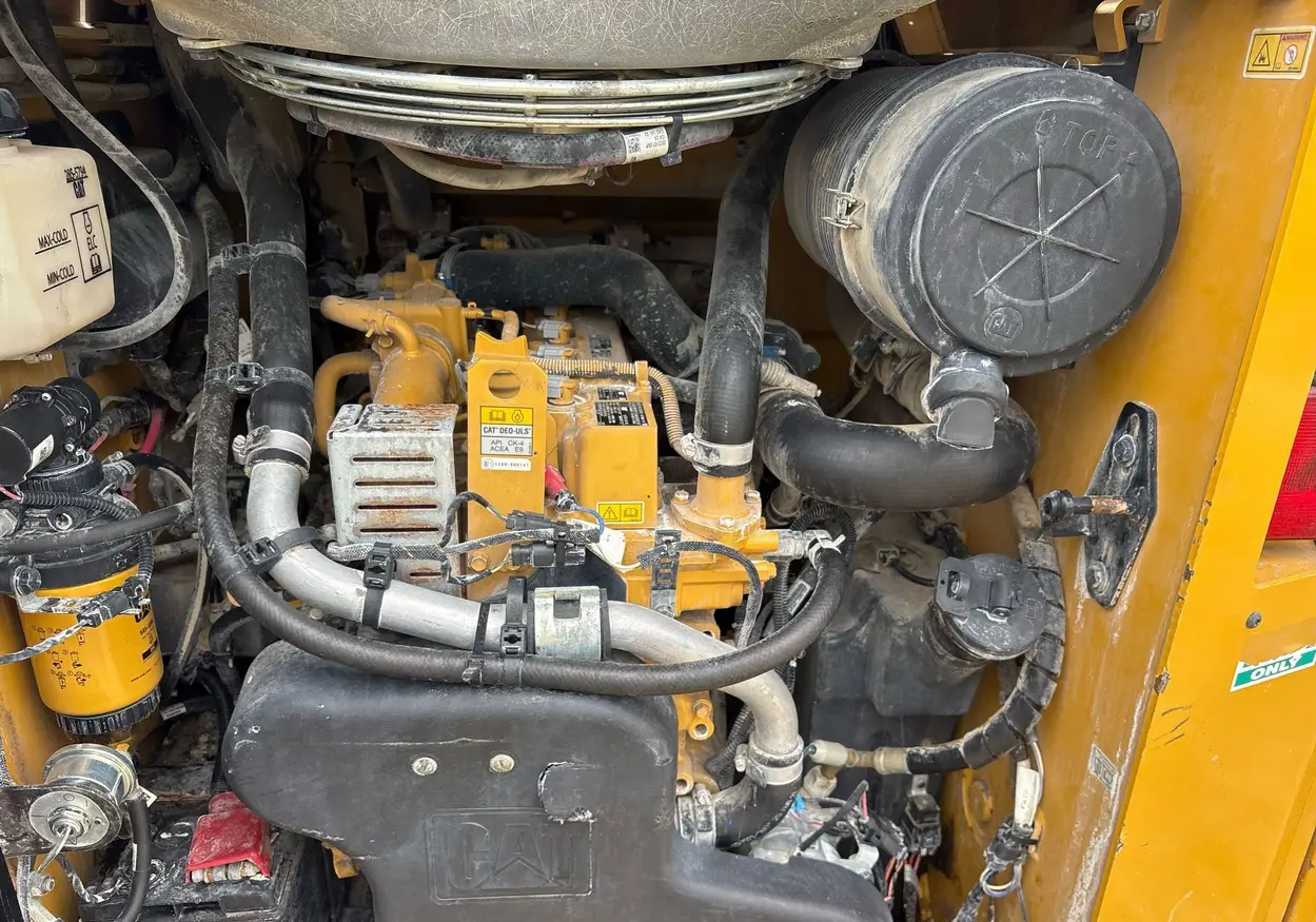 2021 Caterpillar 262D3 tracked skid steer loader For Sale | Low Hours | Live Auction