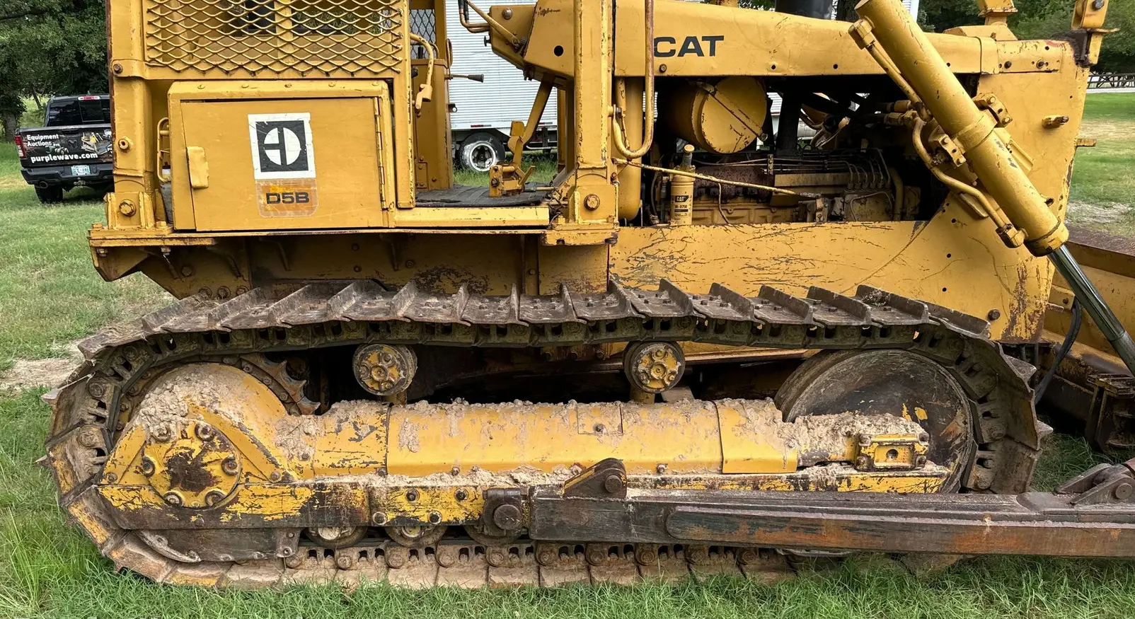 Caterpillar D5 Dozer For Sale | Low Hours | Live Auction