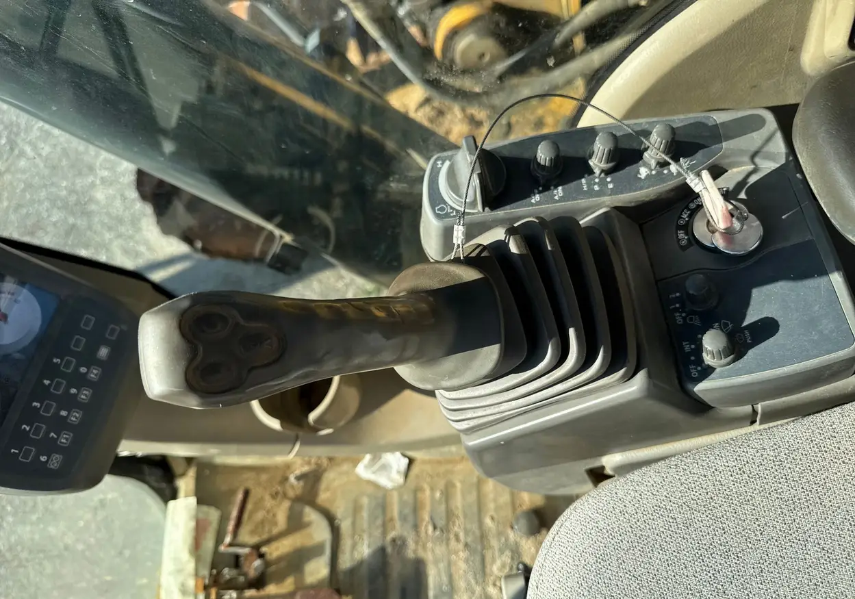 2007 John Deere 350D LC Excavator For Sale | Low Hours | Live Auction