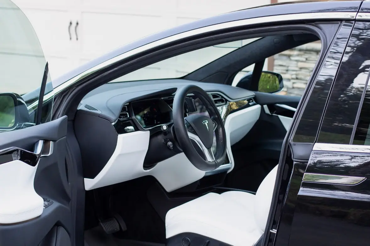 2017 Tesla Model X 75D — FSD, Clean Carfax For Sale | Low Miles | Live Auction