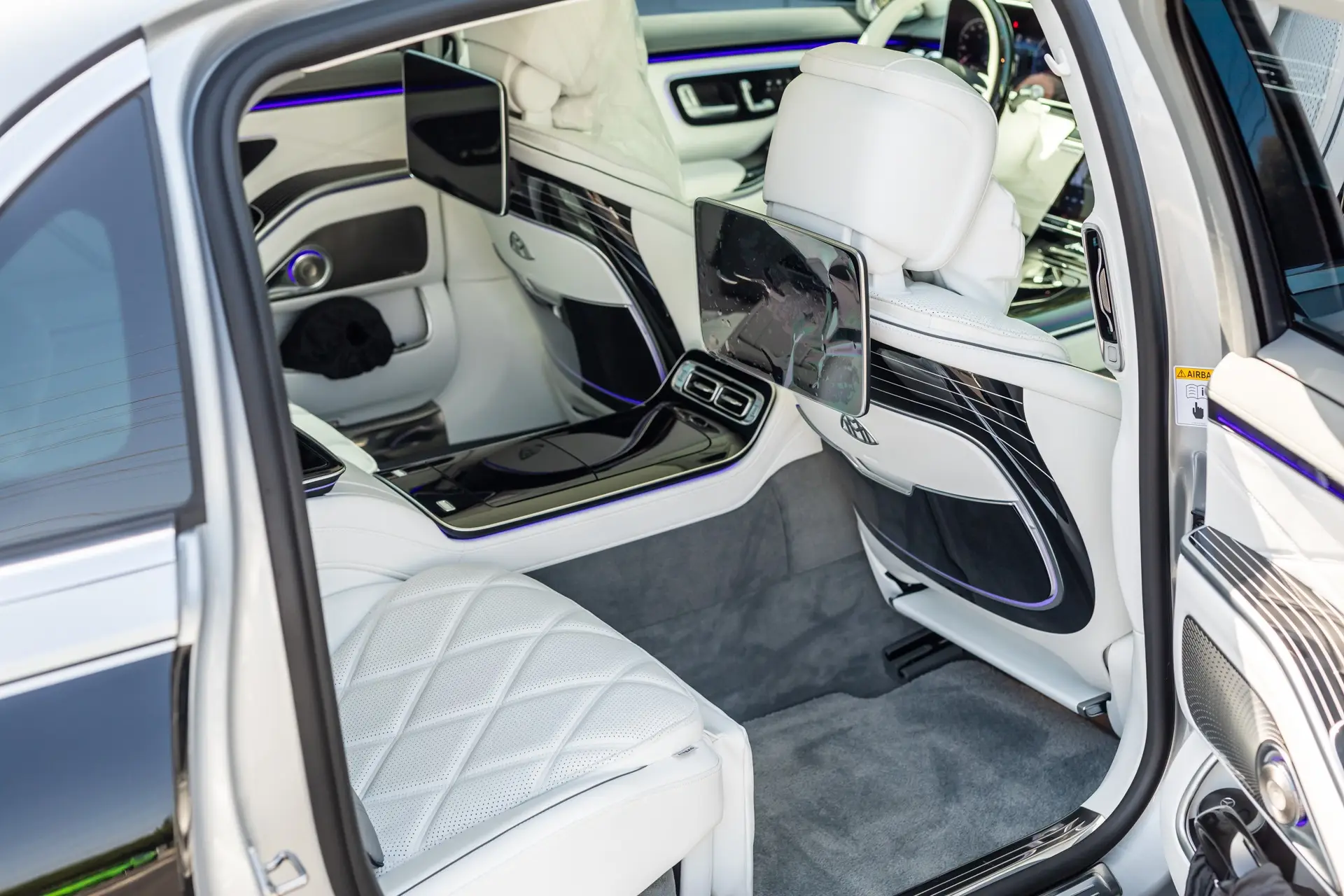 2023 Mercedes-Benz Maybach S 580 For Sale | Low Miles | Live Auction