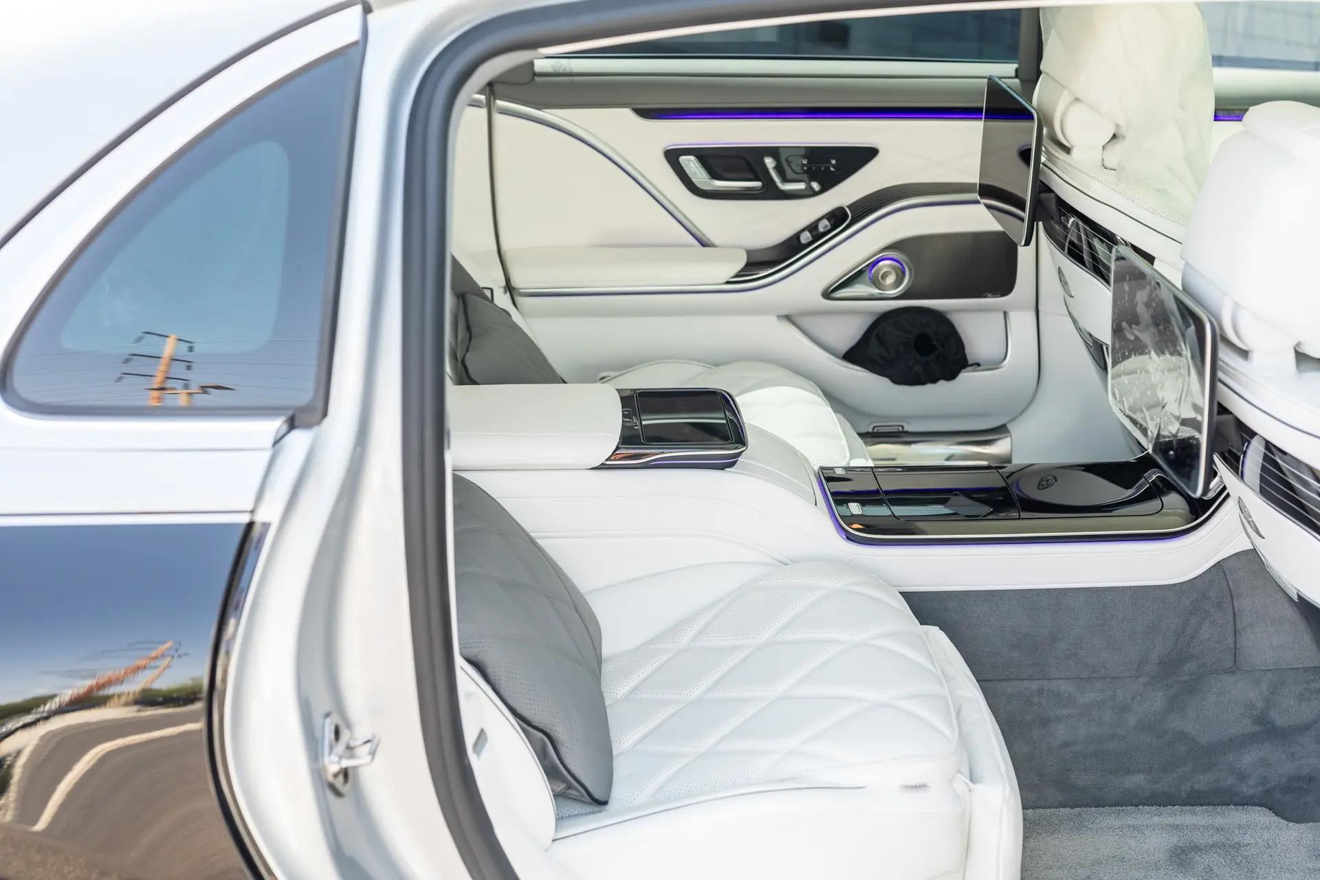 2023 Mercedes-Benz Maybach S 580 For Sale | Low Miles | Live Auction