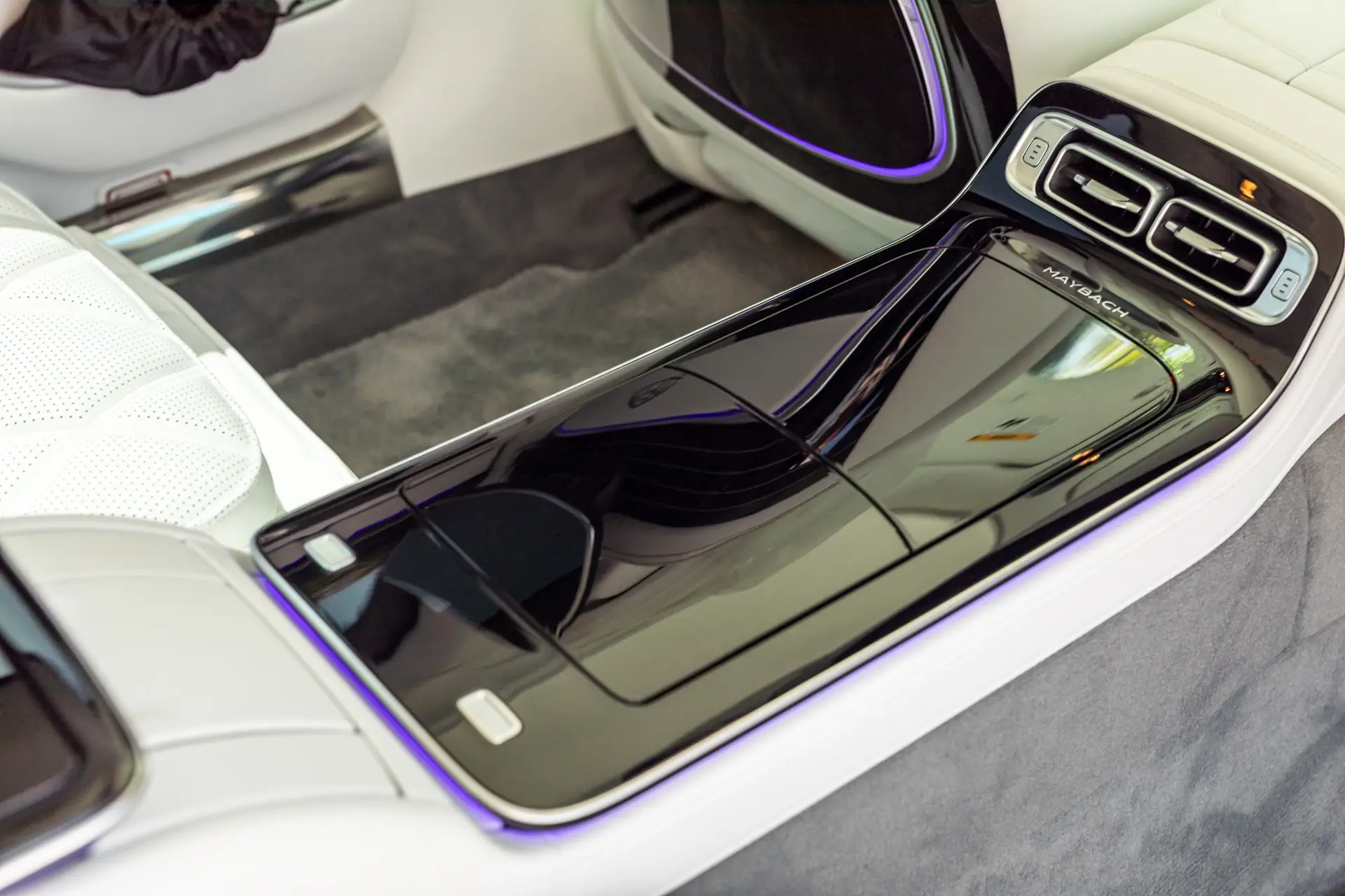 2023 Mercedes-Benz Maybach S 580 For Sale | Low Miles | Live Auction