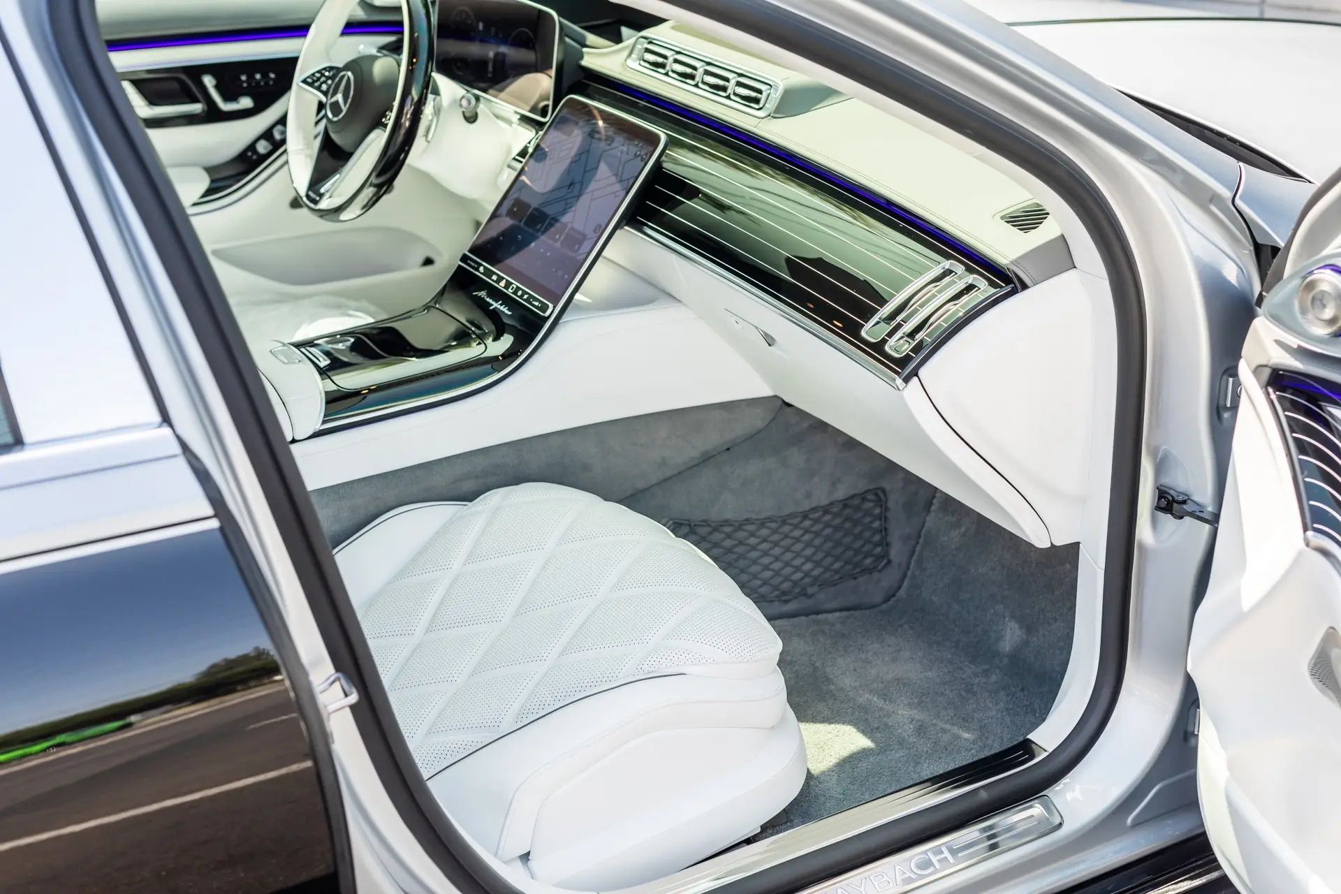 2023 Mercedes-Benz Maybach S 580 For Sale | Low Miles | Live Auction