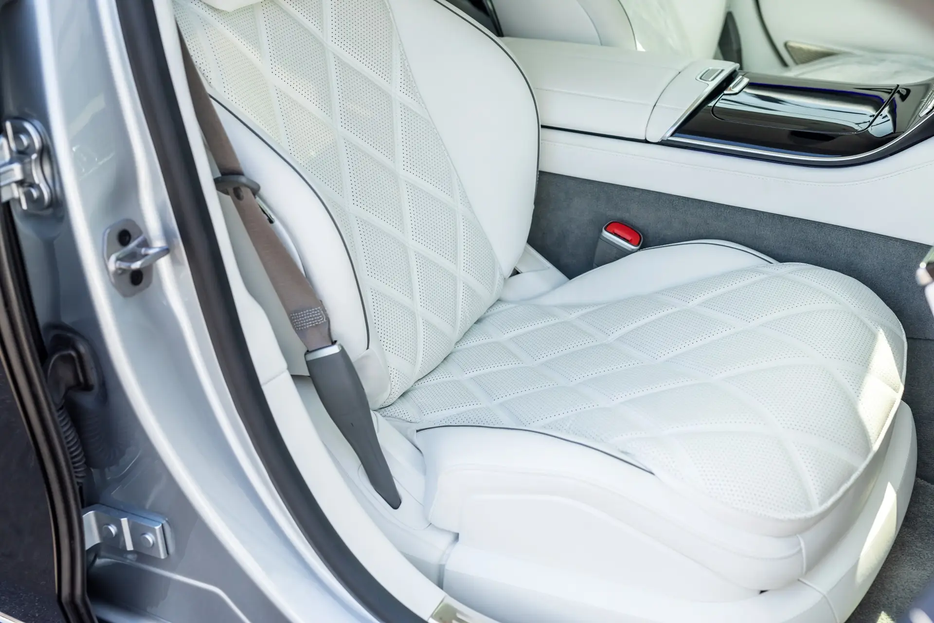 2023 Mercedes-Benz Maybach S 580 For Sale | Low Miles | Live Auction