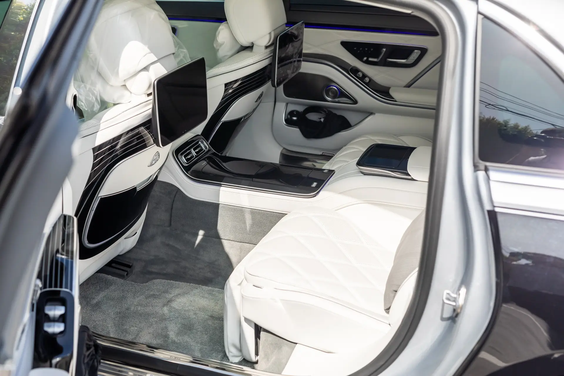 2023 Mercedes-Benz Maybach S 580 For Sale | Low Miles | Live Auction