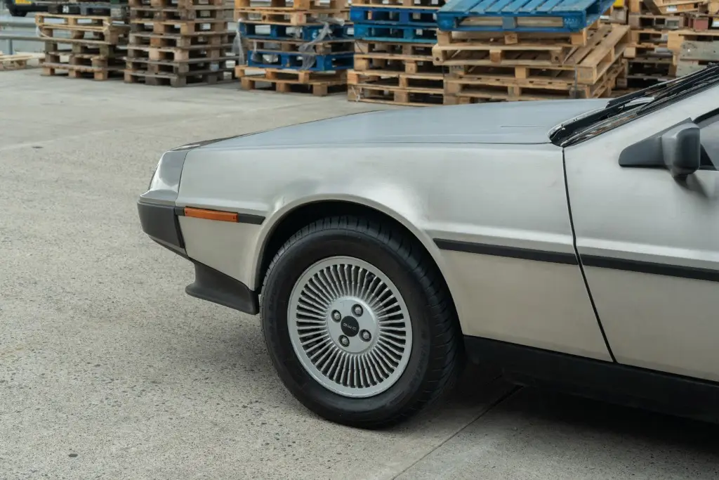 1981 DeLorean DMC-12 - Image 24