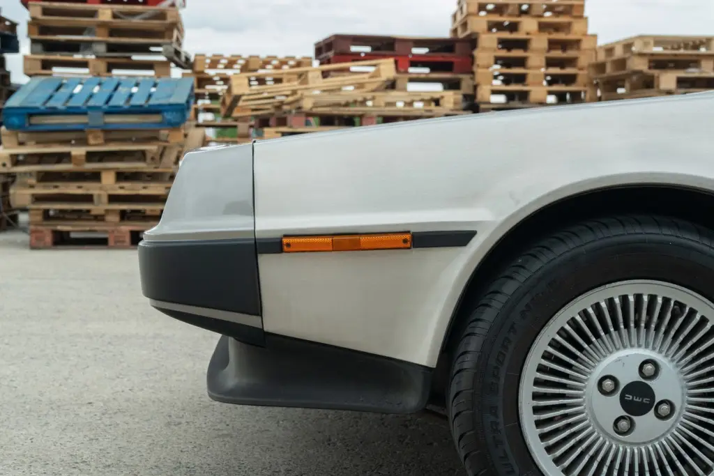 1981 DeLorean DMC-12 - Image 25