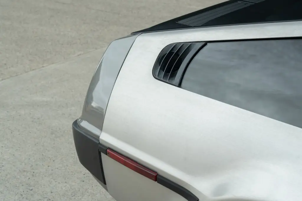 1981 DeLorean DMC-12 - Image 35