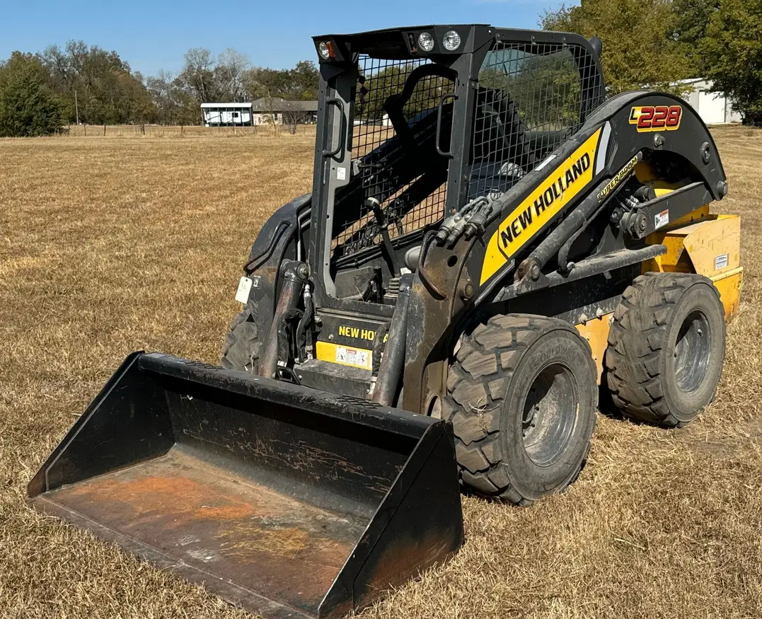 2019 New Holland L228 skid steer loader