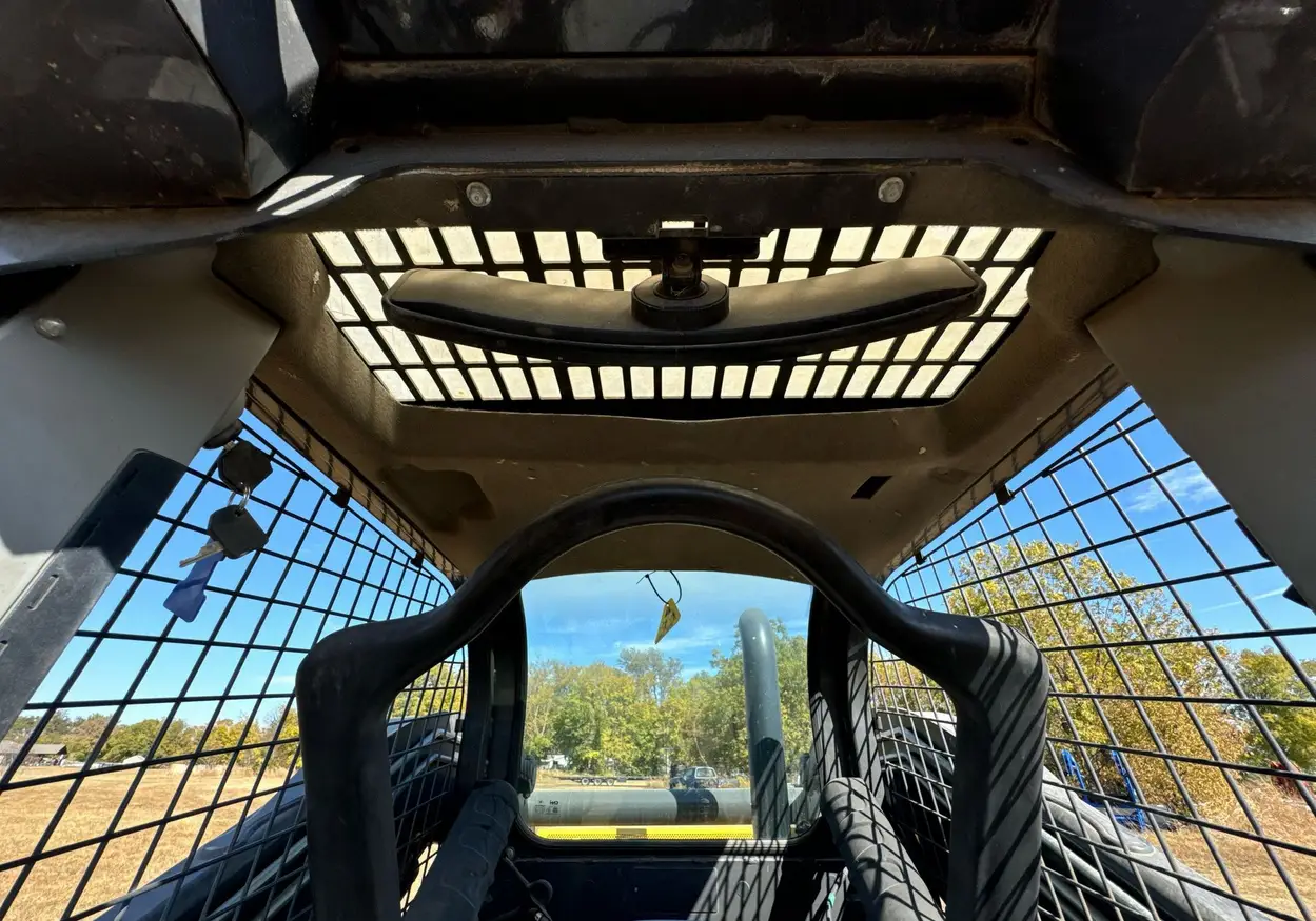 2019 New Holland L228 skid steer loader